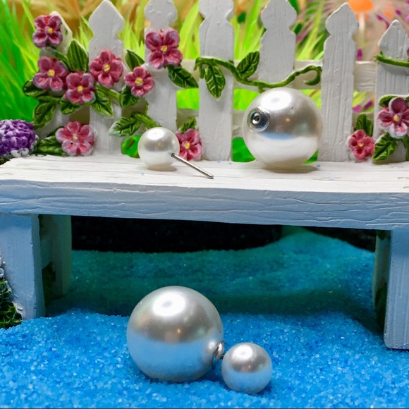 Pearl White Candy Double Stud Earrings - Picture 3 of 7